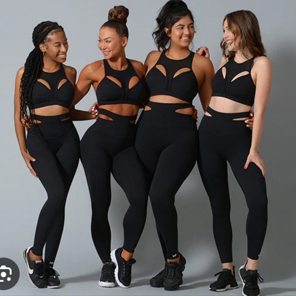 Bombshell sportswear
